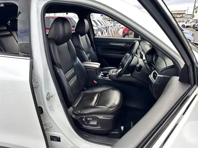 マツダ ＣＸ－８ XD Lパッケージ 宮城県 2018(平30)年 8.8万km スノーフレイクホワイトパールマイカ 360度ビューモニター/パーキングセンサー（フロント）/CD/DVD/地デジTV/＝＝＝/アドバンスドスマートシティブレーキサポート/ブラインドスポットモニタリング/パーキングセンサー（リア）/レーダークルーズコントロール/スマートブレーキサポート/レーンキープアシストシステム/車線逸脱警報システム/車間認知支援システム/交通標識認識システム/ドライバーアテンションアラート/ヘッドアップディスプレイ/純正ナビ/・Bluetooth/ETC2.0（バイザー裏）/パワーバックドア/本革シート/シートヒーター（前席/2列目）/パワーシート（運転席メモリー機能付）/革巻きステアリング/ステアリングヒーター/ステアリングスイッチ/電動パーキングブレーキ/ブレーキホールド/アダプティブLEDヘッドランプ/オートライト/スマートキー＆プッシュスタート/電動格納ミラー/ルーフレール/純正19インチAW/純正フロアマット/W/サイド/カーテンエアバッグ
