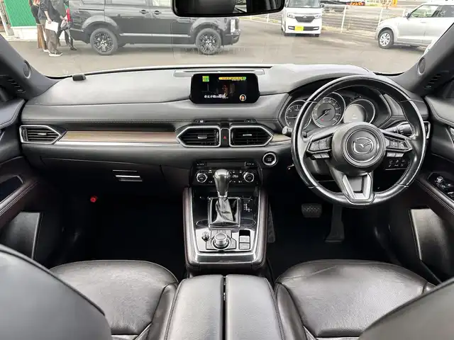 マツダ ＣＸ－８ XD Lパッケージ 宮城県 2018(平30)年 8.8万km スノーフレイクホワイトパールマイカ 360度ビューモニター/パーキングセンサー（フロント）/CD/DVD/地デジTV/＝＝＝/アドバンスドスマートシティブレーキサポート/ブラインドスポットモニタリング/パーキングセンサー（リア）/レーダークルーズコントロール/スマートブレーキサポート/レーンキープアシストシステム/車線逸脱警報システム/車間認知支援システム/交通標識認識システム/ドライバーアテンションアラート/ヘッドアップディスプレイ/純正ナビ/・Bluetooth/ETC2.0（バイザー裏）/パワーバックドア/本革シート/シートヒーター（前席/2列目）/パワーシート（運転席メモリー機能付）/革巻きステアリング/ステアリングヒーター/ステアリングスイッチ/電動パーキングブレーキ/ブレーキホールド/アダプティブLEDヘッドランプ/オートライト/スマートキー＆プッシュスタート/電動格納ミラー/ルーフレール/純正19インチAW/純正フロアマット/W/サイド/カーテンエアバッグ