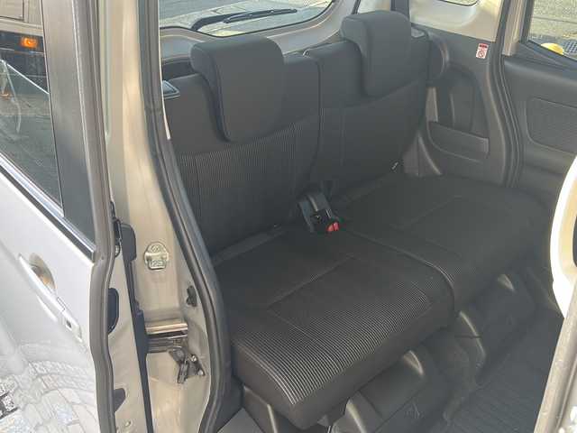 日産 デイズ ルークス ハイウェイスターX Gパッケージ 静岡県 2017(平29)年 5.5万km レモンライム/エアグレー 純正ナビ/全方位カメラ/バックカメラ/両側パワースライドドア/純正ドライブレコーダー/助手席スライドアップシート/ETC/LEDヘッドライト/フォグランプ/エマージェンシーブレーキ/スマートキー/スペアキー×１/ステアリングリモコン/プッシュスタート/純正フロアマット/純正アルミホイール/アイドリングストップ