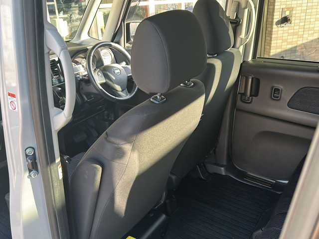 日産 デイズ ルークス ハイウェイスターX Gパッケージ 静岡県 2017(平29)年 5.5万km レモンライム/エアグレー 純正ナビ/全方位カメラ/バックカメラ/両側パワースライドドア/純正ドライブレコーダー/助手席スライドアップシート/ETC/LEDヘッドライト/フォグランプ/エマージェンシーブレーキ/スマートキー/スペアキー×１/ステアリングリモコン/プッシュスタート/純正フロアマット/純正アルミホイール/アイドリングストップ