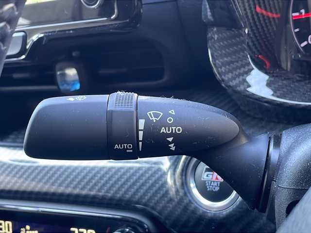 トヨタ ＧＲヤリス RS 愛知県 2021(令3)年 4.2万km プレシャスブラックパール /ワンオーナー//禁煙車//ドライブレコーダー前方（DC-DR652）//デジタルバックミラー//純正ナビ//フルセグテレビ//バックカメラ//クルーズコントロール（追従走行有）//ガナドールマフラー//パワーバー//プッシュスタート//パドルシフト//オートライト//AM・FM・Bluetooth・Miracast//ETC//ヘッドアップディスプレイ//純正マット//ISOFIX//ウィンカーミラー//衝突安全ボディー//電格格納ミラー　//スペアキー（1本）//シートヒーター//手動光軸調整ダイヤル//オートマチックハイビーム//ステアリングスイッチヒーター//フロントワイパーデアイサースイッチ//ブレーキホールドスイッチ//ドライブモードセレクトスイッチ//LTAスイッチ//車間距離切り替えスイッチ//ヘルプネットボタン//本革巻きステアリング//盗難防止システム//UVカットガラス//プライバシーガラス//牽引フック（前方・後方）//ステアリングスイッチ//保証書//取扱説明書//記録簿