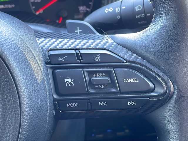 トヨタ ＧＲヤリス RS 愛知県 2021(令3)年 4.2万km プレシャスブラックパール /ワンオーナー//禁煙車//ドライブレコーダー前方（DC-DR652）//デジタルバックミラー//純正ナビ//フルセグテレビ//バックカメラ//クルーズコントロール（追従走行有）//ガナドールマフラー//パワーバー//プッシュスタート//パドルシフト//オートライト//AM・FM・Bluetooth・Miracast//ETC//ヘッドアップディスプレイ//純正マット//ISOFIX//ウィンカーミラー//衝突安全ボディー//電格格納ミラー　//スペアキー（1本）//シートヒーター//手動光軸調整ダイヤル//オートマチックハイビーム//ステアリングスイッチヒーター//フロントワイパーデアイサースイッチ//ブレーキホールドスイッチ//ドライブモードセレクトスイッチ//LTAスイッチ//車間距離切り替えスイッチ//ヘルプネットボタン//本革巻きステアリング//盗難防止システム//UVカットガラス//プライバシーガラス//牽引フック（前方・後方）//ステアリングスイッチ//保証書//取扱説明書//記録簿