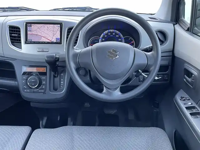 スズキ ワゴンＲ FX 山梨県 2015(平27)年 9.7万km フィズブルーパールメタリック (株)IDOMが運営する【じしゃロン甲府店】の自社ローン専用車両になります。/こちらは現金またはオートローンご利用時の価格です。自社ローンご希望の方は別途その旨お申付け下さい/レーダーブレーキサポート/純正メモリーナビ/（フルセグTV・DVD・CD・SD・USB・BTオーディオ）/バックカメラ/前後ドライブレコーダー/運転席シートヒーター/新車時保証書/取扱説明書