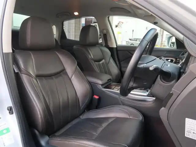 日産 フーガ ハイブリッド VIPパッケージ 石川県 2011(平23)年 15.7万km エターナルスノーホワイト バイキセノンライト/Fフォグライト/Fパワーシート/Fシートエアコン/ESC/フルセグTV/リアカメラ/Pスタート/ハンドルスイッチ/クルコン/オートライト/ビルトインETC/リアローラーブラインド/ドアバイザー/純正フロアマット/助手席オットマン