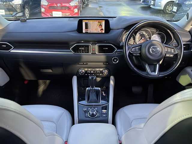 マツダ ＣＸ－５ XD Lパッケージ 道東・釧路十勝 2017(平29)年 8.4万km ディープクリスタルブルーマイカ 4WD/BOSEサウンド/純正ナビ(フルセグ/ラジオ/BT)/CD/DVD/バックカメラ/サイドカメラ/ホワイトレザーシート/衝突軽減ブレーキ/アダプティブクルーズコントロール/クリアランスソナー/レーンキープアシスト/ブラインドスポットモニター/フロントシートヒーター/フロントパワーシート/ステアリングヒーター/プッシュスタート/スマートキー/純正17インチアルミホイール/ETC/ドアバイザー/純正ラバーフロアマット