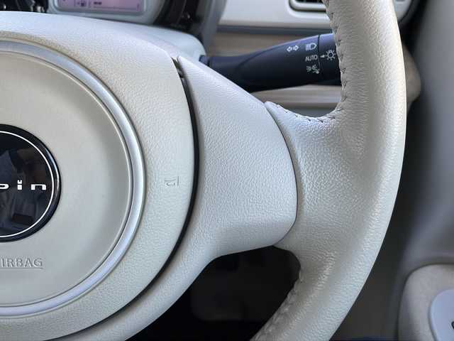 スズキ ラパン X 山口県 2021(令3)年 3.4万km ピュアホワイトP ワンオーナー/純正8インチSDナビ　【CN-RZ865】/・Bluetooth接続/・フルセグテレビ/・AM/FM/CD/DVD/前後ドライブレコーダー/スズキセーフティサポート/・デュアルセンサーブレーキサポート/・誤発進抑制機能/・車線逸脱警報/・ふらつき警報/・先行車発進お知らせ機能/・標識認識機能/・後退時ブレーキサポート/・後方誤発進抑制機能/・リヤパーキングセンサー/シートヒーター/純正フロアマット/スマートキー/プッシュスタート/純正LEDライト/純正14インチアルミホイール/ドアバイザー/ウィンカーミラー/保証書