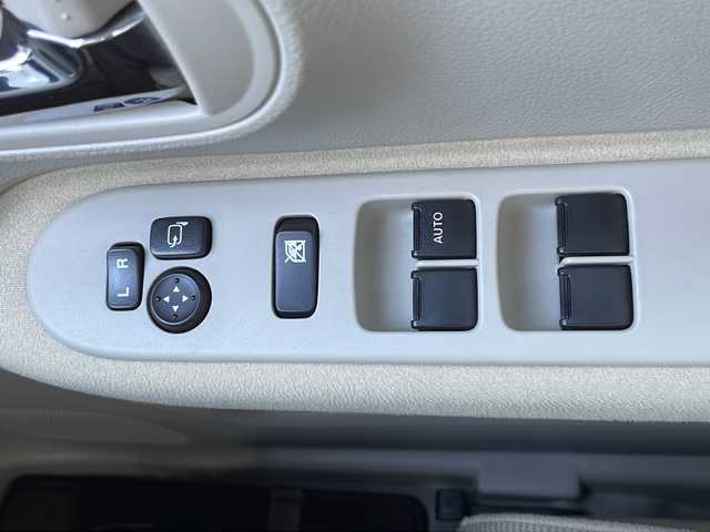 スズキ ラパン X 山口県 2021(令3)年 3.4万km ピュアホワイトP ワンオーナー/純正8インチSDナビ　【CN-RZ865】/・Bluetooth接続/・フルセグテレビ/・AM/FM/CD/DVD/前後ドライブレコーダー/スズキセーフティサポート/・デュアルセンサーブレーキサポート/・誤発進抑制機能/・車線逸脱警報/・ふらつき警報/・先行車発進お知らせ機能/・標識認識機能/・後退時ブレーキサポート/・後方誤発進抑制機能/・リヤパーキングセンサー/シートヒーター/純正フロアマット/スマートキー/プッシュスタート/純正LEDライト/純正14インチアルミホイール/ドアバイザー/ウィンカーミラー/保証書