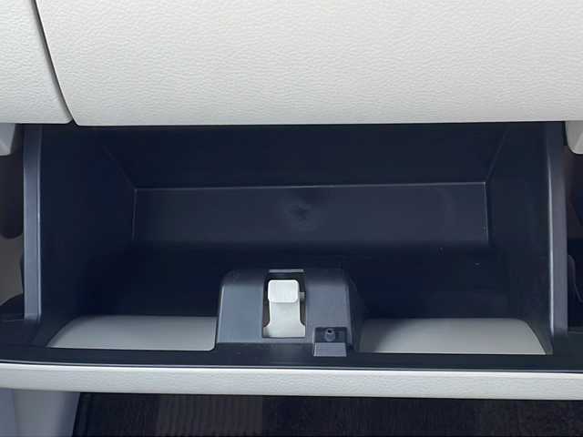 スズキ ラパン X 山口県 2021(令3)年 3.4万km ピュアホワイトP ワンオーナー/純正8インチSDナビ　【CN-RZ865】/・Bluetooth接続/・フルセグテレビ/・AM/FM/CD/DVD/前後ドライブレコーダー/スズキセーフティサポート/・デュアルセンサーブレーキサポート/・誤発進抑制機能/・車線逸脱警報/・ふらつき警報/・先行車発進お知らせ機能/・標識認識機能/・後退時ブレーキサポート/・後方誤発進抑制機能/・リヤパーキングセンサー/シートヒーター/純正フロアマット/スマートキー/プッシュスタート/純正LEDライト/純正14インチアルミホイール/ドアバイザー/ウィンカーミラー/保証書