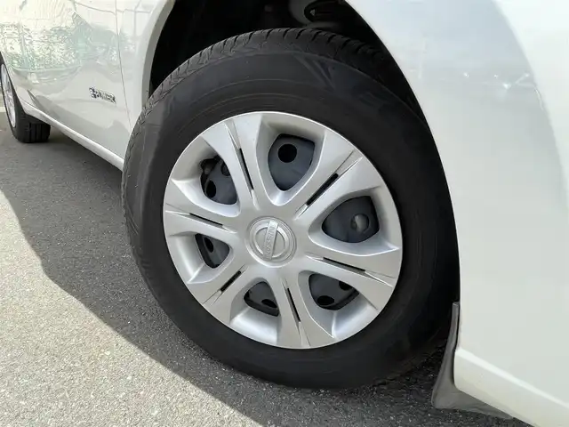 日産 ノート e－パワー X 東京都 2018(平30)年 6.6万km ブリリアントホワイトパール アラウンドビューモニター/デジタルルームミラー/オーディオ/CD/FM/AM/エマージェンシーブレーキ/車線逸脱警報/ＥＴＣ/車両検知警報/ドライブレコーダー/オートエアコン/オートライト/スマートキー