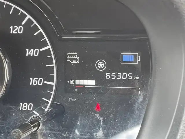 日産 ノート e－パワー X 東京都 2018(平30)年 6.6万km ブリリアントホワイトパール アラウンドビューモニター/デジタルルームミラー/オーディオ/CD/FM/AM/エマージェンシーブレーキ/車線逸脱警報/ＥＴＣ/車両検知警報/ドライブレコーダー/オートエアコン/オートライト/スマートキー