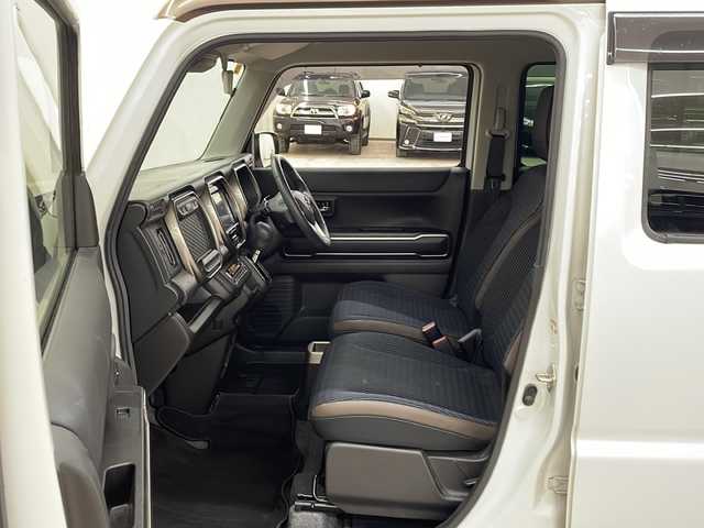 スズキ ハスラー Jスタイル Ⅱ 道央・札幌 2023(令5)年 4.2万km ピュアホワイトパール/ウッディブラウン2トーンルーフ /4WD//ワンオーナー//社外8インチナビ:AVIC-RL812/(CD/DVD/BT/SD/ラジオ/フルセグ)//バックカメラ//衝突被害軽減システム//レーダークルーズコントロール//アイドリングストップ//ウィンカーミラー//ドアバイザー//プッシュスタート//LEDヘッドライト//ETC//プッシュスタート//オートライト//フォグライト//オートエアコン//スペアキー//レーンキープアシスト//シートヒーター