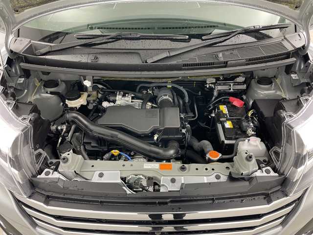 トヨタ ルーミー カスタムG 道央・札幌 2025(令7)年 0.2万km ブライトシルバーM ・4WD/・純正ディスプレイオーディオ&BT&AppleCarplay&AndroidAuto&HDMI/・両側パワースライドドア/・全方位カメラ/・バック/サイドカメラ/・スマートアシスト/・コーナーセンサー/・前席シートヒーター/・ドライブレコーダー/・ビルトインETC/・社外フロアマット/・LEDヘッドライト/・オートライト/・スマートキー