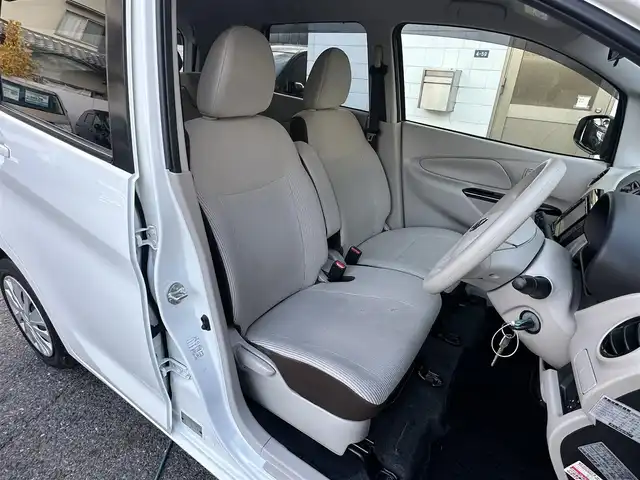 日産 デイズ J 滋賀県 2018(平30)年 8.6万km ホワイト (株)IDOMが運営する【じしゃロン草津店】の自社ローン対象車両になります。こちらは現金ご利用時の価格です。/自社ローンご希望の方は別途その旨お申付け下さい。