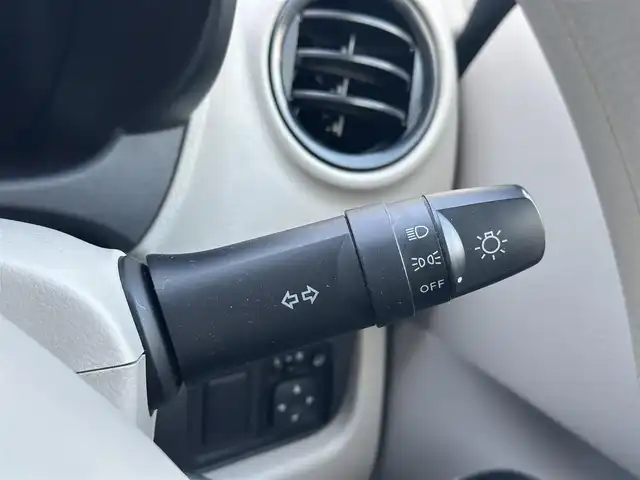 日産 デイズ J 滋賀県 2018(平30)年 8.6万km ホワイト (株)IDOMが運営する【じしゃロン草津店】の自社ローン対象車両になります。こちらは現金ご利用時の価格です。/自社ローンご希望の方は別途その旨お申付け下さい。