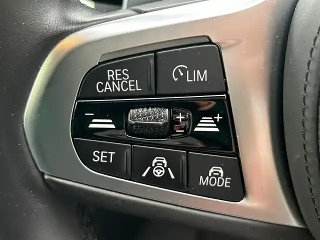ＢＭＷ ３２０ｉ Mスポーツ 千葉県 2020(令2)年 5.3万km アルピンホワイトⅢ 純正メーカーナビ(DVD/FM/AM)/バックカメラ/前席パワーシート/前席シートヒーター/ドライビングアシストプロフェッショナル/・アクティブクルーズコントロール/・レーンコントロールアシスト/・エマージェンシーストップ/・衝突被害軽減ブレーキ/オートライト/保証書/取扱説明書/スマートキー/スペアキー