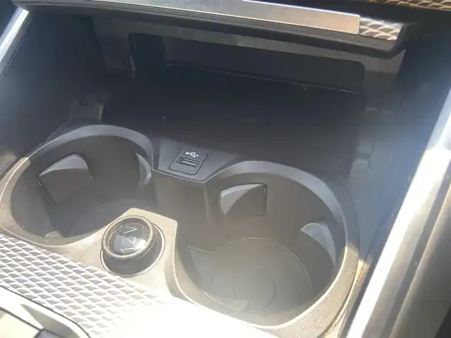 ＢＭＷ ３２０ｉ Mスポーツ 栃木県 2020(令2)年 5.3万km アルピンホワイトⅢ AppleCarPlay/ACC/レーンキープ/全方位カメラ/インテリジェントセーフティ/純正ナビ/パワーシート/シートヒーター/ハーフレザー/アンビエントライト/ETC/純正18インチAW