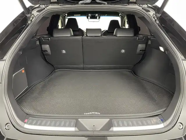 トヨタ ハリアー ハイブリッド Z レザーパッケージ 福島県 2021(令3)年 5.3万km プレシャスブラックパール ワンオーナー/トヨタセーフティーセンス　/・PCS/・LTA/・BSM/・クリアランスソナー/・RCTA/・HUD/・RSA/・オートマッチクハイビーム/・レーダークルーズコントロール/純正ナビゲーション　/【AM/FM/Bluetooth/フルセグ/ミラキャスト】/全方位カメラ　/ＪＢＬサウンド　/レザーシート　/・メモリシート　/・パワーシート　/・シートヒーター　/・シートクーラー　/・ハンドルヒーター　/デジタルインナーミラー　/ＥＴＣ2.0/電子パーキング/・ブレーキホールド/革巻きステアリング/・電動チルトステアリング/・ステアリングスイッチ/パワーバックドア/プッシュスタート/・スマートキー/・スペアキー/LEDライト/・オートライト/・フォグライト/純正フロアマット/・ドアバイザー/取扱説明書/・保証書