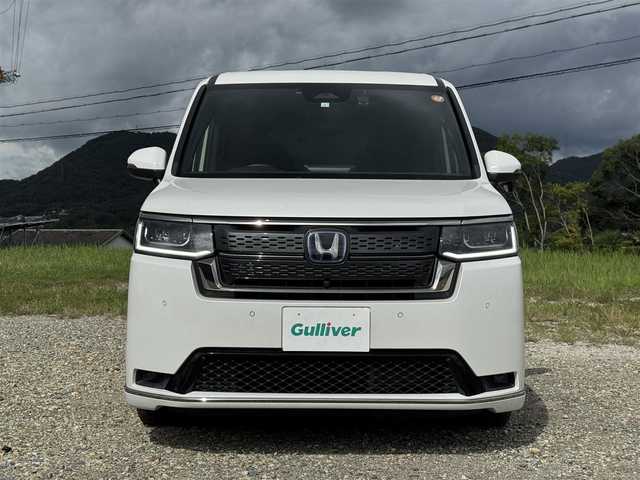 ホンダ ステップワゴン スパーダ eHEV 兵庫県 2023(令5)年 1万km パール 純正ナビ/全方位モニター/フルセグTV/DVD再生可/Bluetooth接続可/ETC/ドラレコ/レーダークルーズコントロール/ブラインドスポットモニター/パドルシフト/パワーバックドア/両側パワースライドドア/ハーフレザーシート/AUTOハイビーム/AUTOライト