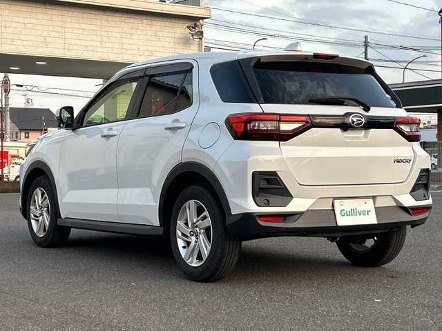 ダイハツ ロッキー X 広島県 2020(令2)年 2.9万km シャイニングホワイトパール ワンオーナー/9インチ純正メモリナビ/（フルセグTV/Bluetooth/CD/DVD/AM/FM）/全周囲カメラ/プッシュスタート/ドアバイザー/アイドリングストップ/ドライブレコーダー（前方のみ）/コーナーセンサー/スマートキー/スペアキー×１/LEDヘッドライト/ビルドインETC/衝突被害軽減システム