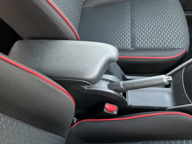 ダイハツ ロッキー X 広島県 2020(令2)年 2.9万km シャイニングホワイトパール ワンオーナー/9インチ純正メモリナビ/（フルセグTV/Bluetooth/CD/DVD/AM/FM）/全周囲カメラ/プッシュスタート/ドアバイザー/アイドリングストップ/ドライブレコーダー（前方のみ）/コーナーセンサー/スマートキー/スペアキー×１/LEDヘッドライト/ビルドインETC/衝突被害軽減システム