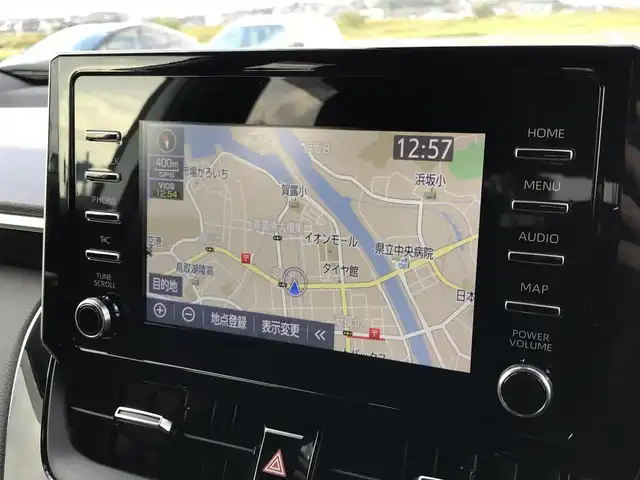 トヨタ カローラ クロス ハイブリッド Z 鳥取県 2021(令3)年 5.5万km プラチナホワイトパールマイカ ４・W・D/ワンオーナー/純正ディスプレイオーディオ/ナビ/BT/USB/Miracast/パノラミックビューモニター/パノラマルーフ/トヨタセーフティセンス/レーンキープアシスト/レーダークルーズコントロール/クリアランスソナー/ブラインドスポットモニター/ビルトインETC/純正ドライブレコーダー（前方）/電動リアゲート/ハーフレザーシート/運転席パワーシート/前席シートヒーター/LEDヘットライト/フォグライト/純正18インチアルミホイール/プッシュエンジンスタート/スマートキー/スタットレスセット積込/（タイヤ溝7部山）