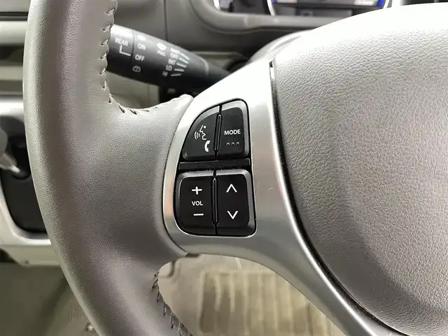 スズキ エブリィ ワゴン PZターボ スペシャル 福井県 2022(令4)年 4.7万km パールホワイト ハイルーフ/４WD/純正ディスプレイオーディオ/（Bluetooth/スマートフォン接続/AM・FM）/バックカメラ/純正電動オートステップ/両側パワースライドドア/スズキ セーフティ サポート/・衝突軽減ブレーキ/・誤発進抑制機能/・車線逸脱警報機能/・ふらつき警報機能/・先行車発進お知らせ機能/・ハイビームアシスト/コーナーセンサー/シートヒーター/プッシュスタート/スマートキー/LEDオートライト/純正アルミホイール/ドライブレコーダー