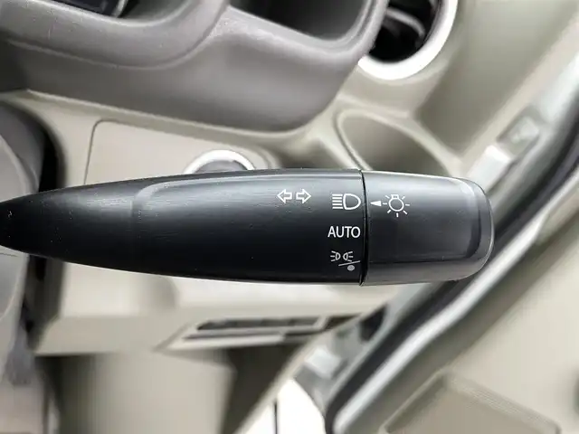 スズキ エブリィ ワゴン PZターボ スペシャル 福井県 2022(令4)年 4.7万km パールホワイト ハイルーフ/４WD/純正ディスプレイオーディオ/（Bluetooth/スマートフォン接続/AM・FM）/バックカメラ/純正電動オートステップ/両側パワースライドドア/スズキ セーフティ サポート/・衝突軽減ブレーキ/・誤発進抑制機能/・車線逸脱警報機能/・ふらつき警報機能/・先行車発進お知らせ機能/・ハイビームアシスト/コーナーセンサー/シートヒーター/プッシュスタート/スマートキー/LEDオートライト/純正アルミホイール/ドライブレコーダー