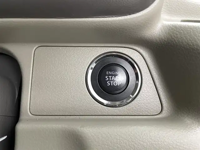 スズキ エブリィ ワゴン PZターボ スペシャル 福井県 2022(令4)年 4.7万km パールホワイト ハイルーフ/４WD/純正ディスプレイオーディオ/（Bluetooth/スマートフォン接続/AM・FM）/バックカメラ/純正電動オートステップ/両側パワースライドドア/スズキ セーフティ サポート/・衝突軽減ブレーキ/・誤発進抑制機能/・車線逸脱警報機能/・ふらつき警報機能/・先行車発進お知らせ機能/・ハイビームアシスト/コーナーセンサー/シートヒーター/プッシュスタート/スマートキー/LEDオートライト/純正アルミホイール/ドライブレコーダー