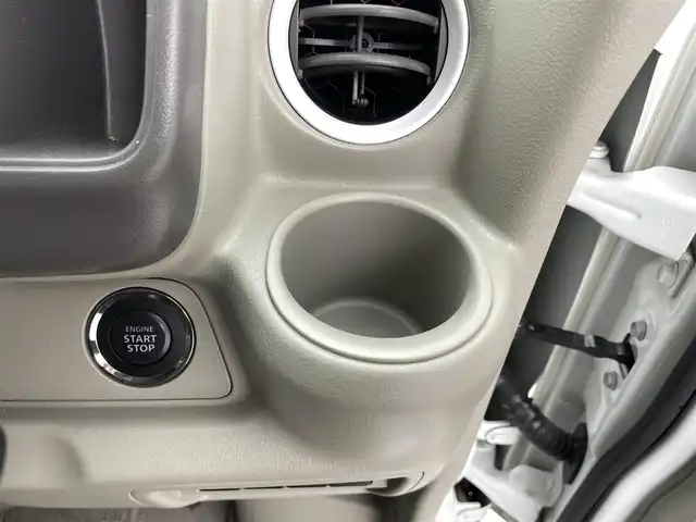 スズキ エブリィ ワゴン PZターボ スペシャル 福井県 2022(令4)年 4.7万km パールホワイト ハイルーフ/４WD/純正ディスプレイオーディオ/（Bluetooth/スマートフォン接続/AM・FM）/バックカメラ/純正電動オートステップ/両側パワースライドドア/スズキ セーフティ サポート/・衝突軽減ブレーキ/・誤発進抑制機能/・車線逸脱警報機能/・ふらつき警報機能/・先行車発進お知らせ機能/・ハイビームアシスト/コーナーセンサー/シートヒーター/プッシュスタート/スマートキー/LEDオートライト/純正アルミホイール/ドライブレコーダー