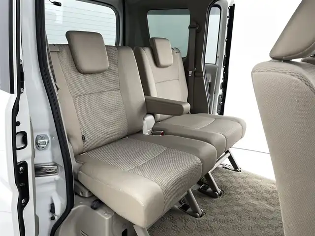 スズキ エブリィ ワゴン PZターボ スペシャル 福井県 2022(令4)年 4.7万km パールホワイト ハイルーフ/４WD/純正ディスプレイオーディオ/（Bluetooth/スマートフォン接続/AM・FM）/バックカメラ/純正電動オートステップ/両側パワースライドドア/スズキ セーフティ サポート/・衝突軽減ブレーキ/・誤発進抑制機能/・車線逸脱警報機能/・ふらつき警報機能/・先行車発進お知らせ機能/・ハイビームアシスト/コーナーセンサー/シートヒーター/プッシュスタート/スマートキー/LEDオートライト/純正アルミホイール/ドライブレコーダー