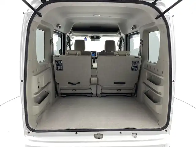 スズキ エブリィ ワゴン PZターボ スペシャル 福井県 2022(令4)年 4.7万km パールホワイト ハイルーフ/４WD/純正ディスプレイオーディオ/（Bluetooth/スマートフォン接続/AM・FM）/バックカメラ/純正電動オートステップ/両側パワースライドドア/スズキ セーフティ サポート/・衝突軽減ブレーキ/・誤発進抑制機能/・車線逸脱警報機能/・ふらつき警報機能/・先行車発進お知らせ機能/・ハイビームアシスト/コーナーセンサー/シートヒーター/プッシュスタート/スマートキー/LEDオートライト/純正アルミホイール/ドライブレコーダー