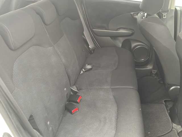 ホンダ フィット G スマートセレクション 鳥取県 2012(平24)年 12.1万km プレミアムホワイトパール メモリナビ/フルセグＴＶ　ＤＶＤ　ＣＤ　Ｂｌｕｅｔｏｏｔｈ　ＳＤ/バックカメラ/ドライブレコーダー/フロアマット/ドアバイザー/スマートキー/取扱説明書/電動格納ミラー/社外１５インチアルミ