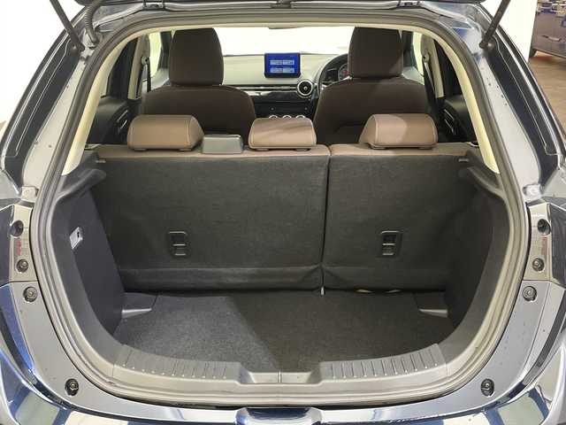 マツダ マツダ２ 15SプロアクティブスマートEDⅡ 愛媛県 2022(令4)年 1.4万km ディープクリスタルブルーマイカ 純正8型ナビ　ETC　ドライブレコーダー/【メーカーオプション】/・ＣＤ／ＤＶＤプレーヤー＋地上デジタルＴＶチューナー（フルセグ）/・ＡＬＨパッケージ/ＡＬＨパッケージの内容/アダプティブ・ＬＥＤ・ヘッドライト＋ヘッドランプ内シグネチャーＬＥＤランプ/【特別装備】/・スマート・ブレーキ・サポート/・マツダ・レーダー・クルーズ・コントロール［全車速追従機能付］/・レーンキープ・アシスト・システム/・３６０°ビュー・モニター＋フロントパーキングセンサー（センター／コーナー）/・シャークフィンアンテナ（ラジオ用）/・ステアリングスイッチパネル加飾（サテンクロームメッキ）