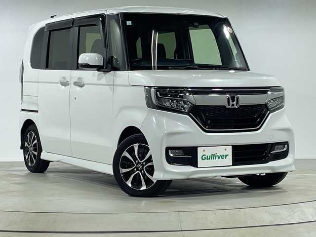 ホンダ Ｎ ＢＯＸ G L ホンダセンシング 神奈川県 2019(平31)年 3.8万km プラチナホワイトパール 純正7インチナビ（VXM-194VFi)/ドライブレコーダー/衝突被害軽減システム/車線逸脱警報/バックカメラ/ホンダセンシング/アダプティブクルーズコントロール/両側パワースライドドア/横滑り防止装置/ETC/アイドリングストップ/LEDヘッドライト/フォグランプ/オートライト/ウィンカーミラー/電動格納ミラー/純正14インチAW/シートリフター/プッシュスタート/スマートキー/フロアマット/スペアキー/取扱説明書/保証書/禁煙車/プライバシーガラス/純正エアロ