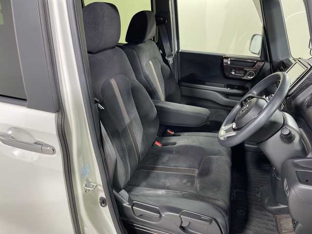 ホンダ Ｎ ＢＯＸ G L ホンダセンシング 神奈川県 2019(平31)年 3.8万km プラチナホワイトパール 純正7インチナビ（VXM-194VFi)/ドライブレコーダー/衝突被害軽減システム/車線逸脱警報/バックカメラ/ホンダセンシング/アダプティブクルーズコントロール/両側パワースライドドア/横滑り防止装置/ETC/アイドリングストップ/LEDヘッドライト/フォグランプ/オートライト/ウィンカーミラー/電動格納ミラー/純正14インチAW/シートリフター/プッシュスタート/スマートキー/フロアマット/スペアキー/取扱説明書/保証書/禁煙車/プライバシーガラス/純正エアロ