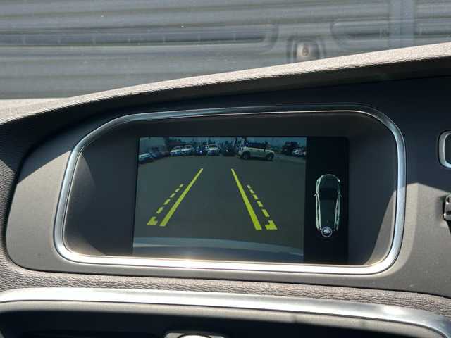 ボルボ Ｖ４０ D4 茨城県 2016(平28)年 2.4万km アイスホワイト インテリセーフ /ACC /レーンキーピングエイド /BLIS /バックカメラ /パーキングセンサー /ナビ /12セグ /BT /DVD /USB /メモリー付パワーシート /ETC /キセノンヘッドライト /オートライト /ドラレコ /禁煙車