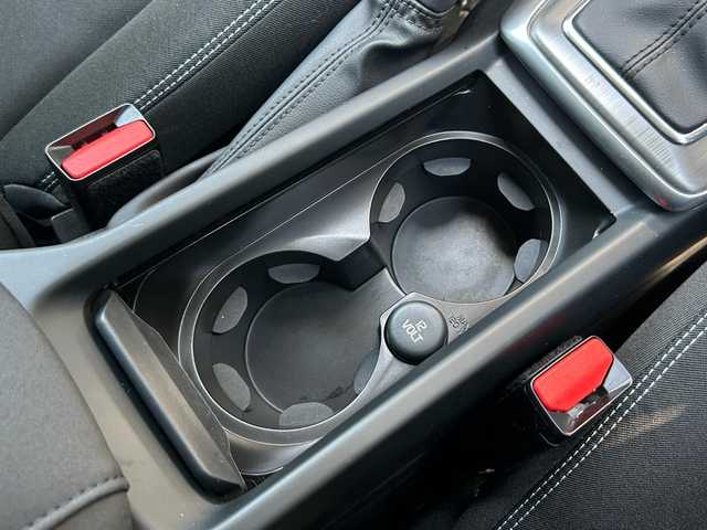 ボルボ Ｖ４０ D4 茨城県 2016(平28)年 2.4万km アイスホワイト インテリセーフ /ACC /レーンキーピングエイド /BLIS /バックカメラ /パーキングセンサー /ナビ /12セグ /BT /DVD /USB /メモリー付パワーシート /ETC /キセノンヘッドライト /オートライト /ドラレコ /禁煙車