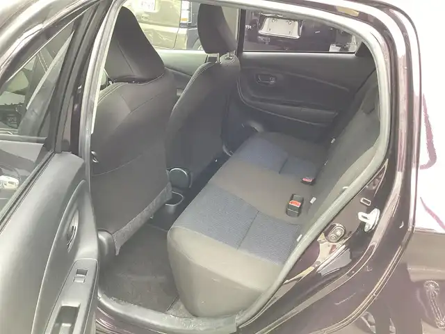 トヨタ ヴィッツ F セーフティーエディションⅡ 神奈川県 2018(平30)年 4.9万km ボルドーマイカメタリック 社外ナビ、TV/ETC/ドライブレコーダー/セーフティーセンス/スマートキー