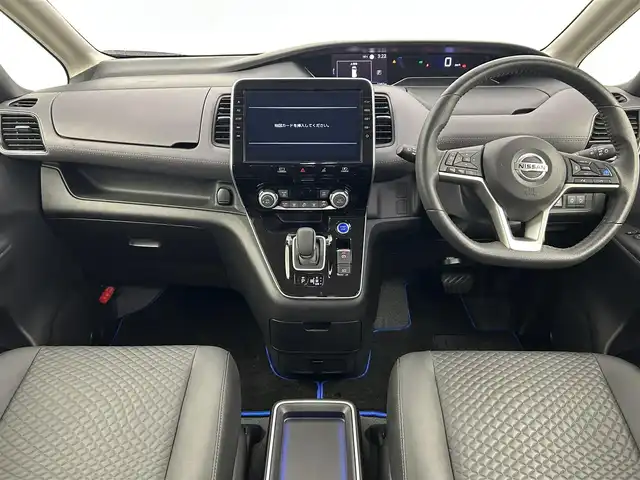 日産 セレナ e－パワー ハイウェイスター V 千葉県 2021(令3)年 1.4万km ブリリアントホワイトパール 禁煙車/エマージェンシーブレーキ/レーンキープアシスト/オートハイビーム/プロパイロット/ブライドスポットモニター/純正10インチメモリナビ/　CD/DVD/BT/フルセグTV/両側パワースライドドア/デジタルインナーミラー/電子パーキング/オートホールド/電動格納ミラー/プッシュスタート&スマートキー/LEDヘッドライト/フォグライト