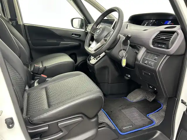 日産 セレナ e－パワー ハイウェイスター V 千葉県 2021(令3)年 1.4万km ブリリアントホワイトパール 禁煙車/エマージェンシーブレーキ/レーンキープアシスト/オートハイビーム/プロパイロット/ブライドスポットモニター/純正10インチメモリナビ/　CD/DVD/BT/フルセグTV/両側パワースライドドア/デジタルインナーミラー/電子パーキング/オートホールド/電動格納ミラー/プッシュスタート&スマートキー/LEDヘッドライト/フォグライト