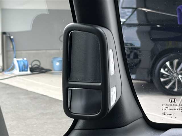 ホンダ Ｎ ＢＯＸ カスタム G EX ホンダセンシング 茨城県 2017(平29)年 8.1万km プレミアムホワイトパールⅡ ワンオーナー/ホンダセンシング/純正インチプレミアムインターSDナビ/　　BT/CD/DVD/ワンセグ/バックカメラ/アダプティブクルーズコントロール/片側パワースライドドア/9灯式フルLEDオートライト/純正14インチアルミホイール/コーナーセンサー/純正ドライブレコーダー/ETC/スマートキー