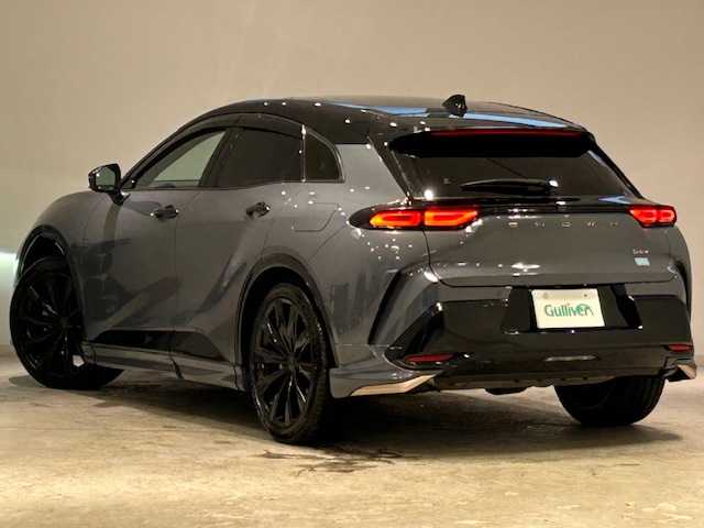 トヨタ クラウン スポーツ Z 宮城県 2024(令6)年 3.6万km グレー モデリスタエアロ/トヨタセーフティセンス/・プリクラッシュセーフティシステム/・レーントレーシングアシスト/・レーンディパーチャーアラート/・レーダークルーズコントロールシステム/・ロードサインアシスト/・レーンキープアシスト/・プラインドスポットモニター/・プロアクティブドライビングアシスト/・アダプティブハイビームシステム/純正ナビ/・BT/AM/FM/TV/・純正ETC2.0/・バックカメラ/・全方位カメラ/純正ナビ/・フルセグTV/Bluetooth/AM/FM/・純正ETC2.0/・アラウンドビューモニター/・テレビキャンセラー/革巻きステアリング/。ステアリングスイッチ/レザーシート/・シートヒーター（運転席/助手席）/・パワーシート（運転席/助手席）/・シートメモリー（運転席/助手席）/電動リアゲート/純正LEDヘッドライト/・オートライト/純正フロアマット/純正21インチアルミホイール/プッシュスタート/・スマートキー