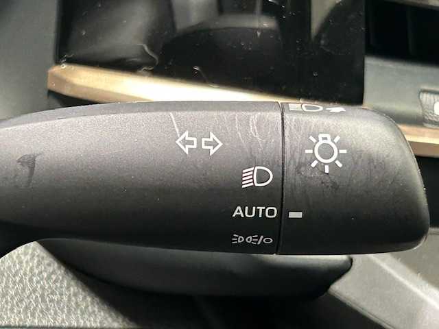 トヨタ クラウン スポーツ Z 宮城県 2024(令6)年 3.6万km グレー モデリスタエアロ/トヨタセーフティセンス/・プリクラッシュセーフティシステム/・レーントレーシングアシスト/・レーンディパーチャーアラート/・レーダークルーズコントロールシステム/・ロードサインアシスト/・レーンキープアシスト/・プラインドスポットモニター/・プロアクティブドライビングアシスト/・アダプティブハイビームシステム/純正ナビ/・BT/AM/FM/TV/・純正ETC2.0/・バックカメラ/・全方位カメラ/純正ナビ/・フルセグTV/Bluetooth/AM/FM/・純正ETC2.0/・アラウンドビューモニター/・テレビキャンセラー/革巻きステアリング/。ステアリングスイッチ/レザーシート/・シートヒーター（運転席/助手席）/・パワーシート（運転席/助手席）/・シートメモリー（運転席/助手席）/電動リアゲート/純正LEDヘッドライト/・オートライト/純正フロアマット/純正21インチアルミホイール/プッシュスタート/・スマートキー