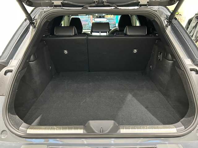 トヨタ クラウン スポーツ Z 宮城県 2024(令6)年 3.6万km グレー モデリスタエアロ/トヨタセーフティセンス/・プリクラッシュセーフティシステム/・レーントレーシングアシスト/・レーンディパーチャーアラート/・レーダークルーズコントロールシステム/・ロードサインアシスト/・レーンキープアシスト/・プラインドスポットモニター/・プロアクティブドライビングアシスト/・アダプティブハイビームシステム/純正ナビ/・BT/AM/FM/TV/・純正ETC2.0/・バックカメラ/・全方位カメラ/純正ナビ/・フルセグTV/Bluetooth/AM/FM/・純正ETC2.0/・アラウンドビューモニター/・テレビキャンセラー/革巻きステアリング/。ステアリングスイッチ/レザーシート/・シートヒーター（運転席/助手席）/・パワーシート（運転席/助手席）/・シートメモリー（運転席/助手席）/電動リアゲート/純正LEDヘッドライト/・オートライト/純正フロアマット/純正21インチアルミホイール/プッシュスタート/・スマートキー