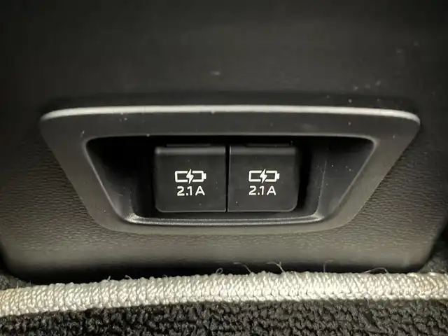 トヨタ カローラツーリング ハイブリッド ダブルバイビー 千葉県 2021(令3)年 2.8万km ブラックマイカ セーフティセンス（予防安全パッケージ）/・プリクラッシュセーフティ/（歩行者／自転車運転者検知機能付衝突回避支援タイプ）/・レーンディパーチャーアシスト/・全車速追従機能付レーダークルーズコントロール/・オートマチックハイビーム/・ロードサインアシスト/純正ディスプレイオーディオ/・Bluetooth接続/・バックカメラ/スマートキー/LEDヘッドライト/前後コーナーセンサー/ブラインドスポットモニター/純正ビルトインETC