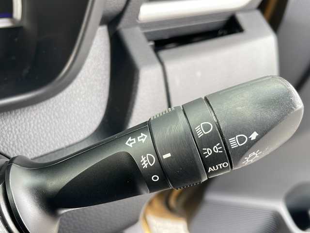 トヨタ タンク カスタムG S 岩手県 2017(平29)年 7.1万km ブラックマイカメタリック/インペリアルゴールドクリスタルメタリック 2トーン 純正SDナビ/AM/FM/CD/DVD/Bluetooth/フルセグTV/バックカメラ/ビルトインETC2.0/純正ドライブレコーダー/革調シートカバー/両側パワースライドドア/クルーズコントロール/衝突被害軽減ブレーキ/アイドリングストップ/LEDヘッドライト/LEDフォグランプ/オートライト/スマートキー/プッシュスタート/電動格納ミラー/純正14インチAW/純正ドアバイザー/保証書/取扱説明書