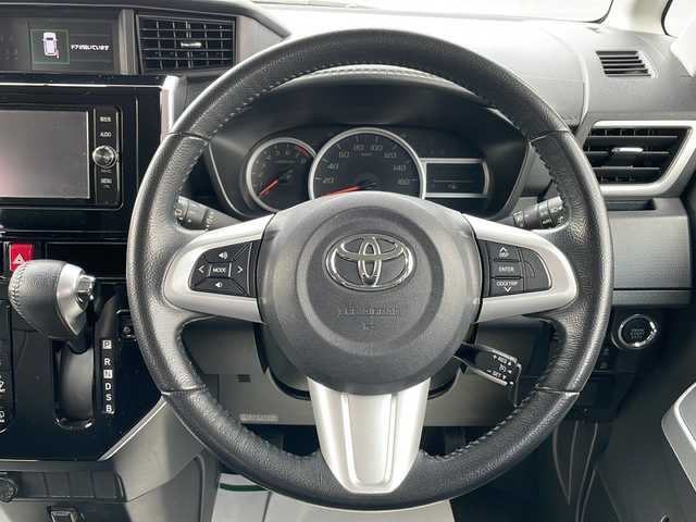 トヨタ タンク カスタムG S 岩手県 2017(平29)年 7.1万km ブラックマイカメタリック/インペリアルゴールドクリスタルメタリック 2トーン 純正SDナビ/AM/FM/CD/DVD/Bluetooth/フルセグTV/バックカメラ/ビルトインETC2.0/純正ドライブレコーダー/革調シートカバー/両側パワースライドドア/クルーズコントロール/衝突被害軽減ブレーキ/アイドリングストップ/LEDヘッドライト/LEDフォグランプ/オートライト/スマートキー/プッシュスタート/電動格納ミラー/純正14インチAW/純正ドアバイザー/保証書/取扱説明書