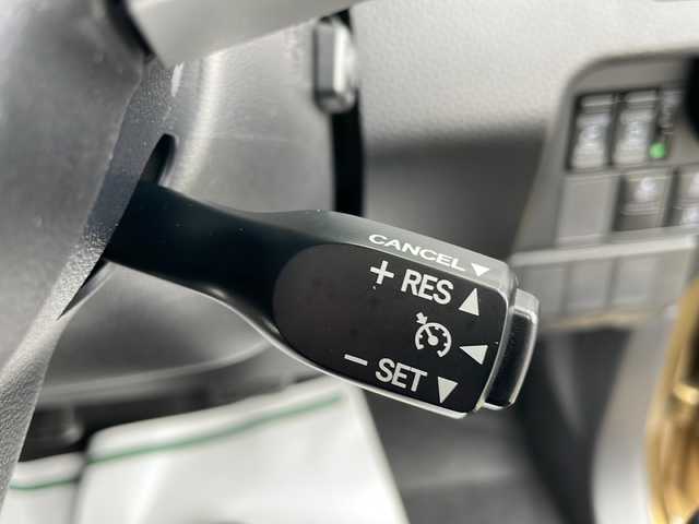 トヨタ タンク カスタムG S 岩手県 2017(平29)年 7.1万km ブラックマイカメタリック/インペリアルゴールドクリスタルメタリック 2トーン 純正SDナビ/AM/FM/CD/DVD/Bluetooth/フルセグTV/バックカメラ/ビルトインETC2.0/純正ドライブレコーダー/革調シートカバー/両側パワースライドドア/クルーズコントロール/衝突被害軽減ブレーキ/アイドリングストップ/LEDヘッドライト/LEDフォグランプ/オートライト/スマートキー/プッシュスタート/電動格納ミラー/純正14インチAW/純正ドアバイザー/保証書/取扱説明書