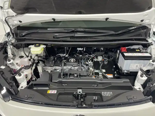 トヨタ ヴォクシー ハイブリッド S－Z 神奈川県 2025(令7)年 0.1千km プラチナホワイトパールマイカ 純正10.5インチ ディスプレイオーディオ PLUS/AM/FM/Bluetooth/フルセグ(走行中視聴不可)/CD/DVDデッキ/AppleCarplay/AndroidAut対応/T-Connect/ETC2.0/快適利便パッケージ/Toyota Safety Sense/・衝突被害軽減ブレーキ/・緊急時操舵支援/・LTA/LCA/・レーダークルーズコントロール/・AHS/・オートマチックハイビーム/・ロードサインアシスト/・ドライバー異常時対応システム/・発進遅れ告知機能/ブラインドスポットモニター/トヨタチームメイト/・アドバンスドパーク/パノラミッックビューモニター/・アドバンスト ドライブ(渋滞時支援)/ユニバーサルステップ/両側電動スライドドア/スペアタイヤ