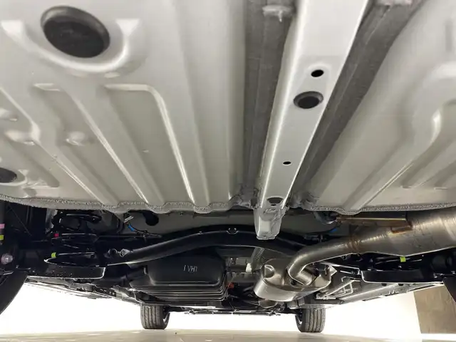 トヨタ ヴォクシー ハイブリッド S－Z 神奈川県 2025(令7)年 0.1千km プラチナホワイトパールマイカ 純正10.5インチ ディスプレイオーディオ PLUS/AM/FM/Bluetooth/フルセグ(走行中視聴不可)/CD/DVDデッキ/AppleCarplay/AndroidAut対応/T-Connect/ETC2.0/快適利便パッケージ/Toyota Safety Sense/・衝突被害軽減ブレーキ/・緊急時操舵支援/・LTA/LCA/・レーダークルーズコントロール/・AHS/・オートマチックハイビーム/・ロードサインアシスト/・ドライバー異常時対応システム/・発進遅れ告知機能/ブラインドスポットモニター/トヨタチームメイト/・アドバンスドパーク/パノラミッックビューモニター/・アドバンスト ドライブ(渋滞時支援)/ユニバーサルステップ/両側電動スライドドア/スペアタイヤ